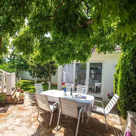 Villa Oggi *