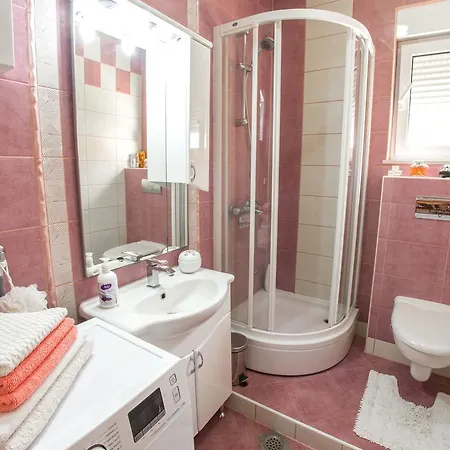 Oggi Villa *